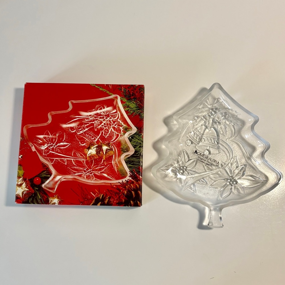 Home Beautiful Christmas Tree Plate Happy Holidays Clear Glass 7.5" Open Box